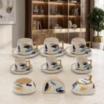 Élégant Service à Café et Lait 28 Pièces - Motif "Plumes blue et Éclats d'Or"